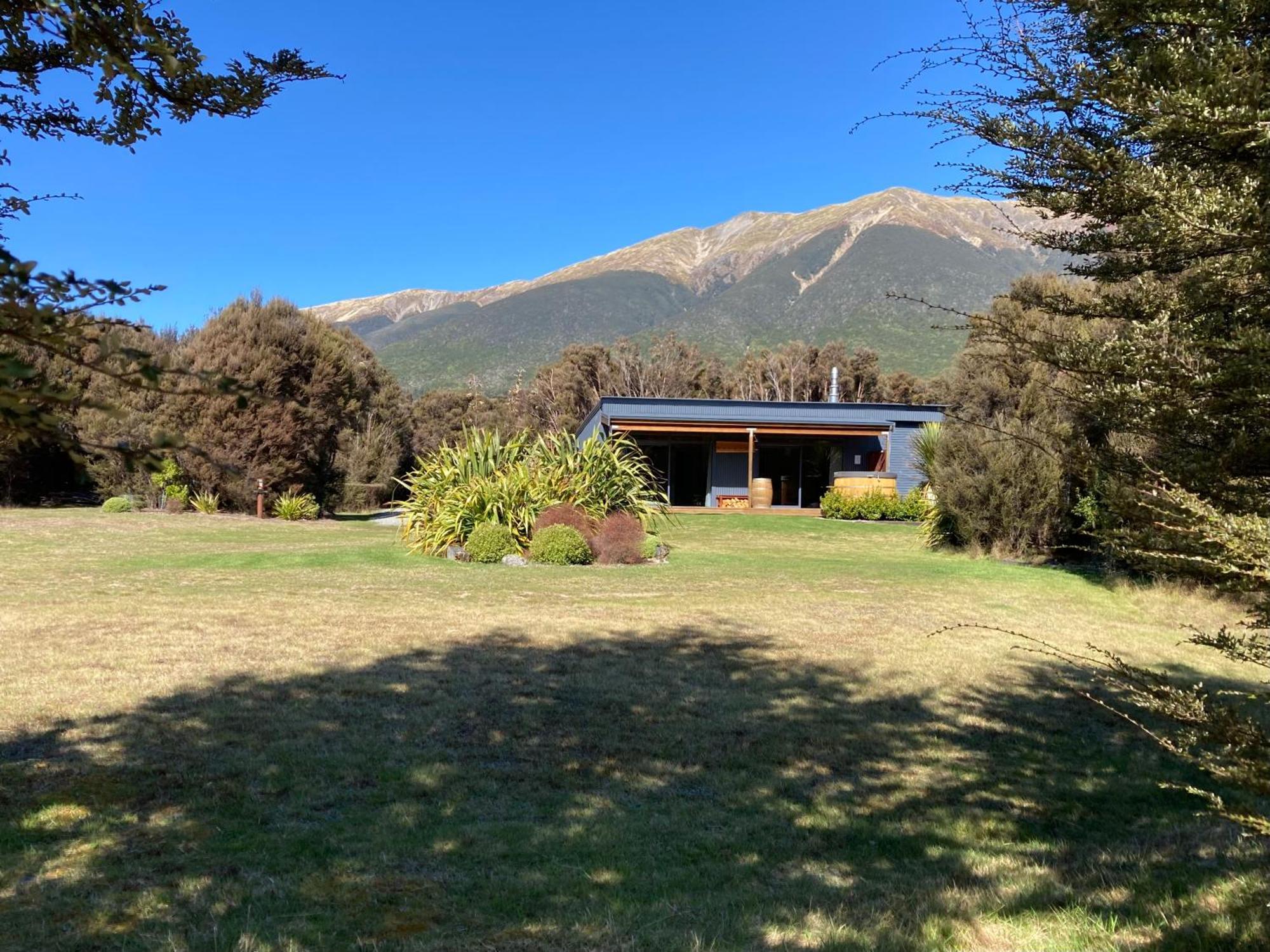 The Woodsman'S Den Villa Saint Arnaud Exterior photo