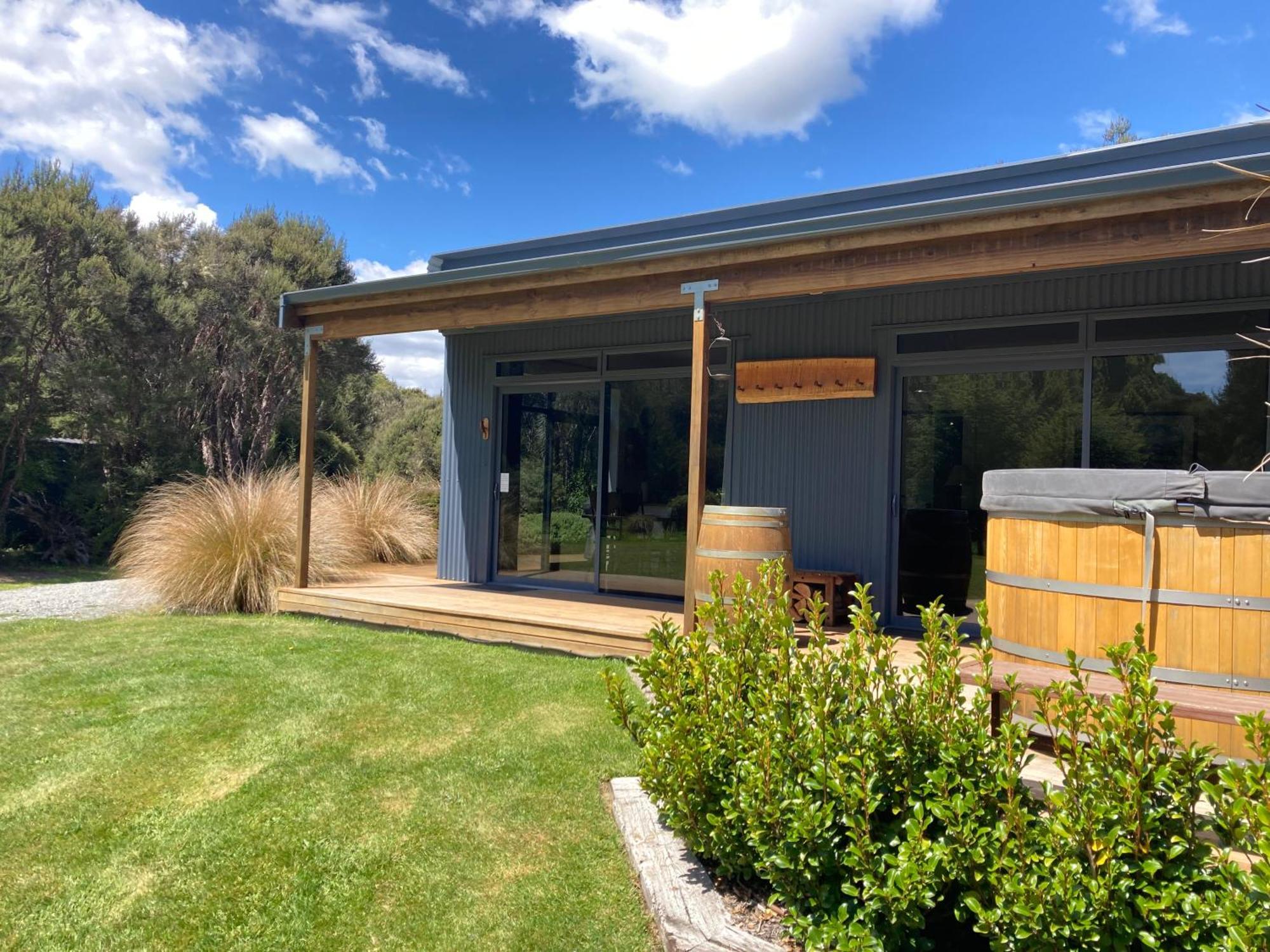 The Woodsman'S Den Villa Saint Arnaud Exterior photo